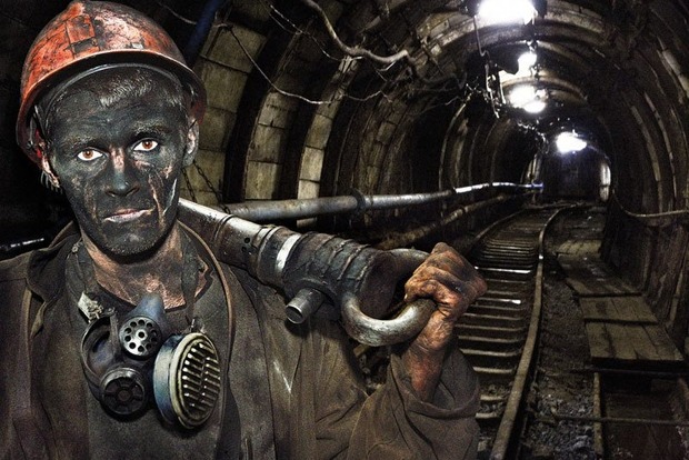 Обвал в шахте на Львовщине: трое пострадавших