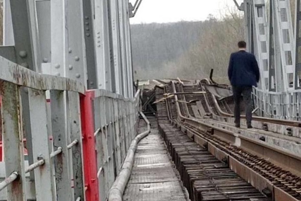  Не я бью, Верба бьет, - возле границы с Украиной уничтожен жд мост. 