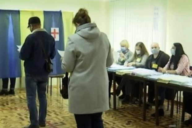 Соціологи показали, чому більшість українців не прийшли на вибори
