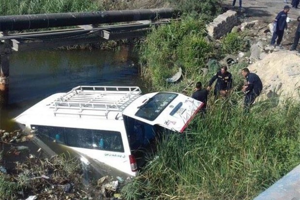 В Египте автобус с туристами перевернулся и слетел в канаву, есть жертвы