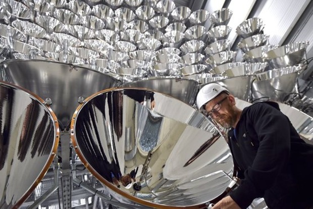 Вчені в Німеччині увімкнули найбільше в світі «штучне сонце»