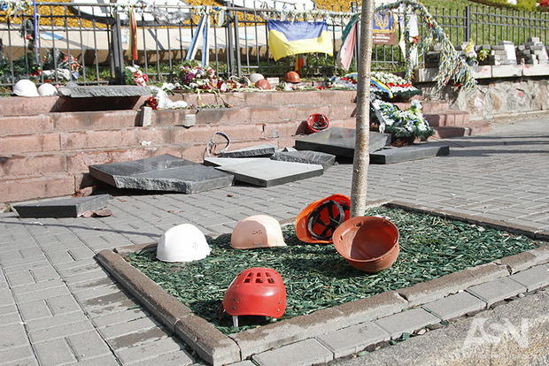 Луганчанин, який розбив пам'ятник героям Небесної Сотні, заявив, що зробить це знову