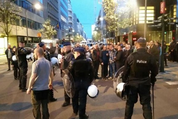 Прихильники і противники президента Туреччини влаштували бійку в Брюсселі, є поранені