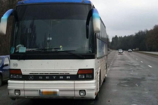 Гражданка Молдовы выпала из автобуса в Виннице и погибла под колесами