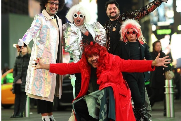 В розовом парике: Киркоров и Нетребко отрывались в Нью-Йорке на Хеллоуин