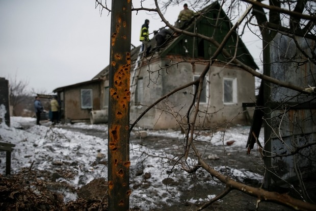 Президент: С начала обострения на Донбассе погибли 15 военных и один спасатель