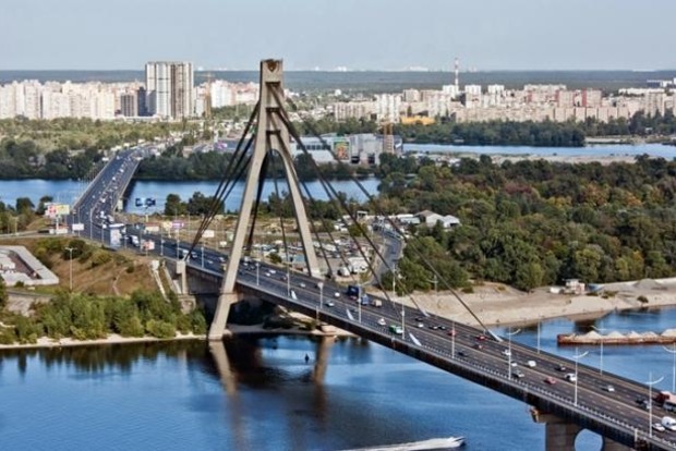 На Московском мосту из-за ремонта будет ограничено движение транспорта