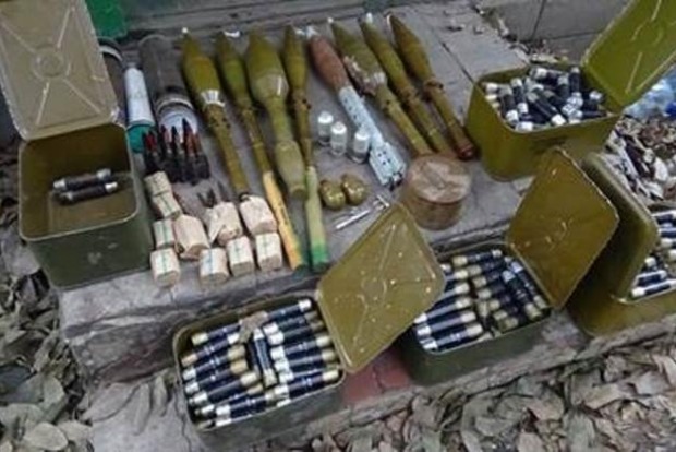 ﻿У Донецькій області знайдено схованку з боєприпасами