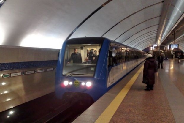 Киевский мерополитен будет работать на час дольше из-за футбольного матча