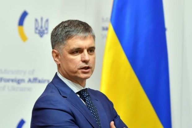 Посол Украины заявил в интервью, что страна может отказаться от своей заявки на вступление в НАТО, ОП опроверг его слова