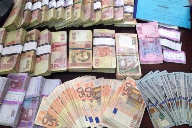 Предприниматели «сэкономили» на налогах 10,5 миллиона гривен