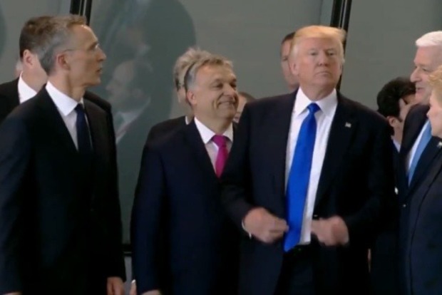 Російські чиновники активно коментують поведінку Трампа на саміті НАТО
