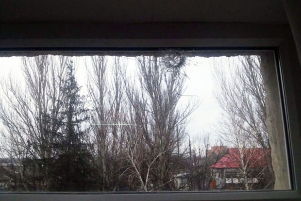 Боевики обстреляли школу в Марьинке