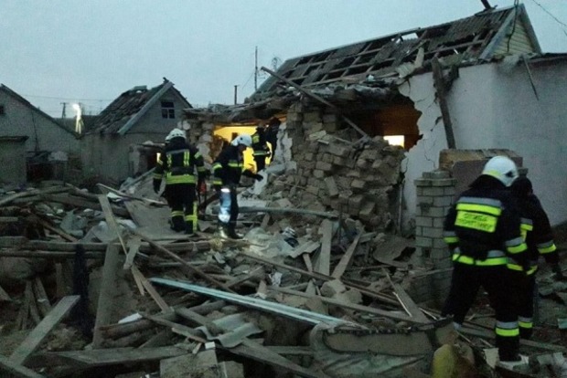 Фастовская трагедия повторилась в Херсоне: дом от взрыва сложился внутрь