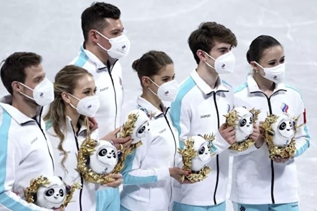 Олімпіада-2022. Фігурне катання. Нагородження переможців командних змагань досі не відбулося. Росію підозрюють у використанні допінгу.