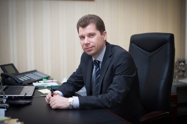 Киевский депутат захватил 12 участков и оформил на семью