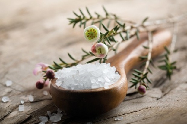 Четверговая соль — лучший оберег от сглаза и порчи
