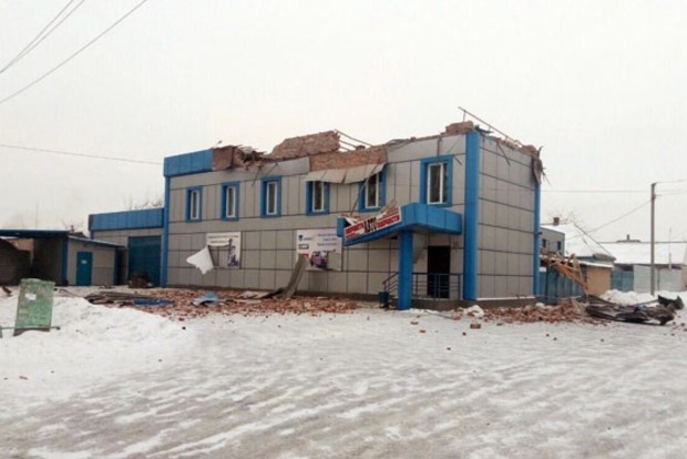 Ночью российские наемники обстреляли Авдеевку: шесть домов разрушены  