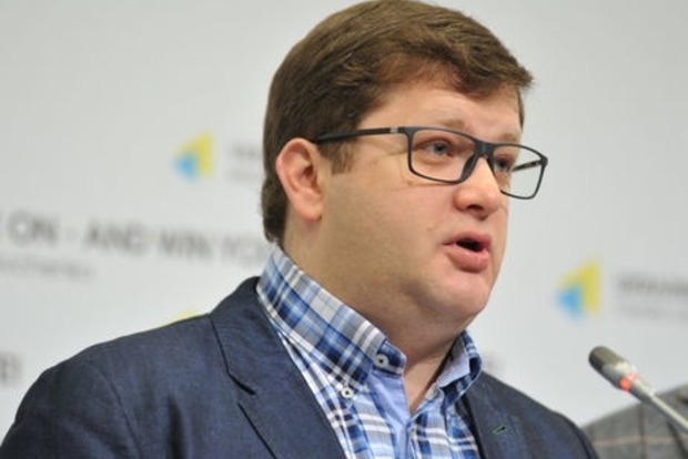 Арьев: Тимошенко, критикуя НБУ, путает свои интересы с государственными