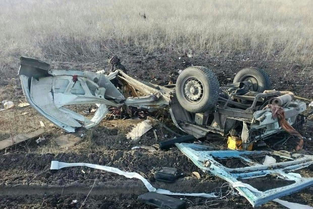 Штаб АТО: Підрив автобуса в Мар'їнці - це спроба бойовиків створити гуманітарну катастрофу