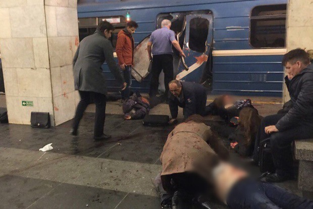 Теракт в петербургском метро: В больницах до сих пор 13 пострадавших