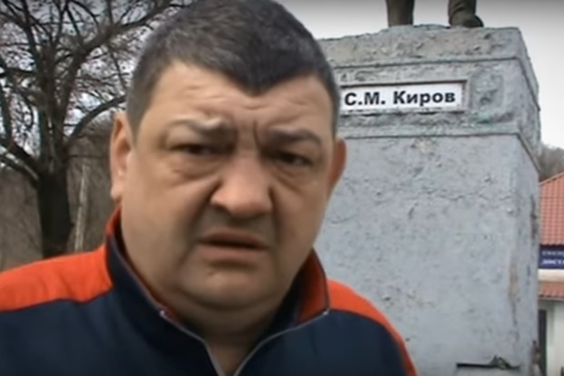 У Горлівці проблема: у пам'ятника Кірову відвалилося обличчя, а реставраторів немає