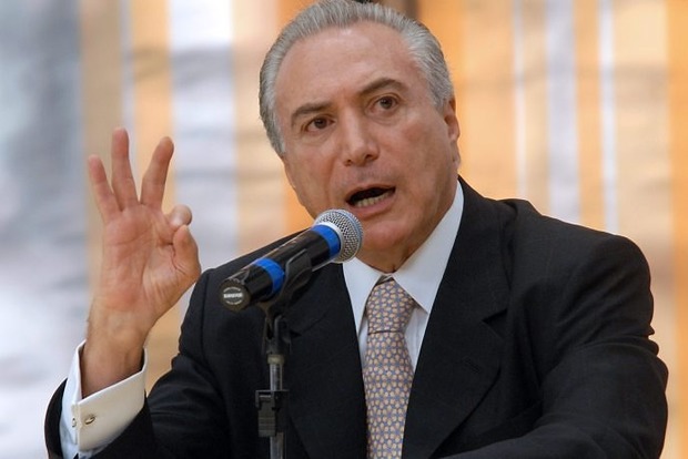 Бывший вице-президент официально возглавил Бразилию