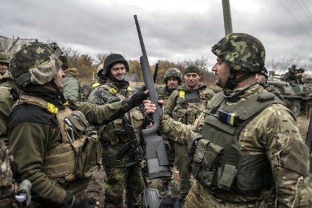 В зоне АТО за сутки были ранены пятеро украинских военных