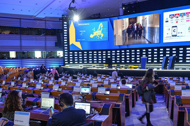 Европарламент поддержал идею выдать Украине 1,2 миллиарда евро