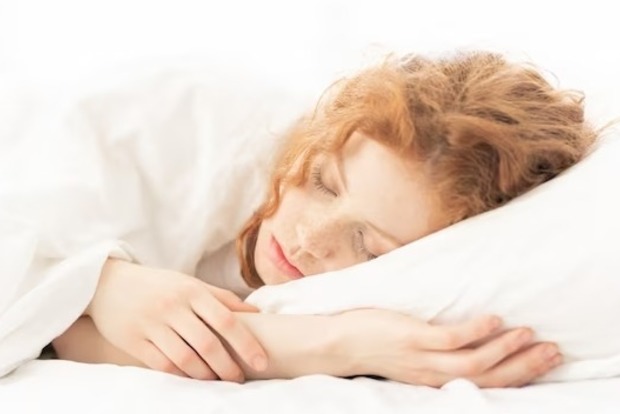 Вот сколько на самом деле должна спать здоровая женщина