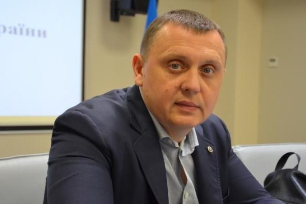 Подозреваемый в покушении на мошенничество член ВСП получил зарплату почти 200 тыс. грн.