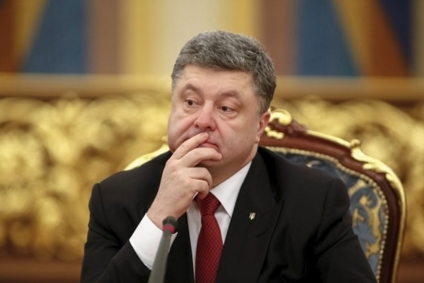 ﻿Порошенко обіцяє мир на Донбасі, незважаючи на непопулярні кроки