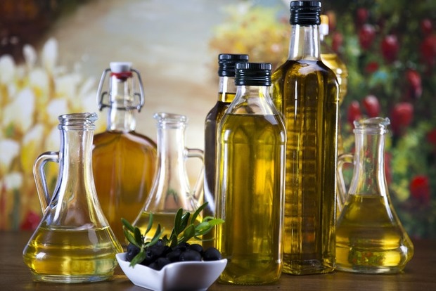 Вчені довели, що оливкова олія допомагає в боротьбі з ожирінням і лікує печінку