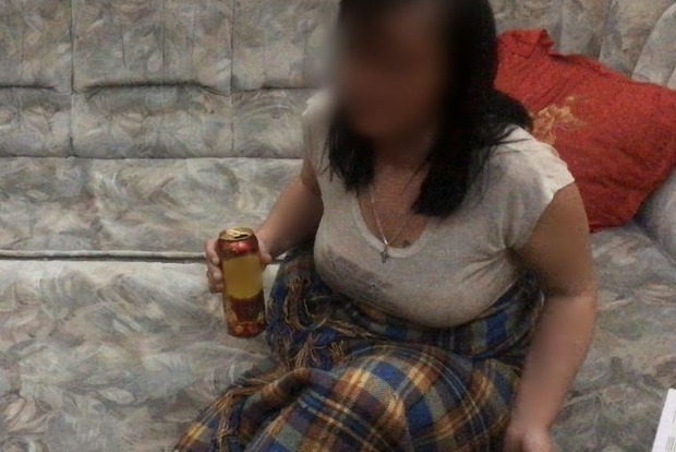 У Херсоні жінка торгувала секс-послугами подруги за 800 грн на годину