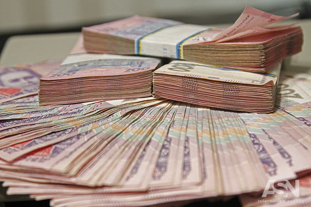 В августе госбюджет недополучил 8 млрд грн из-за сильной гривны - эксперт