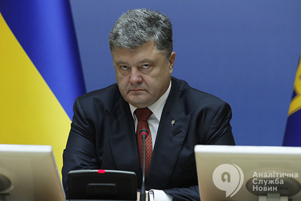 Порошенко возглавил антирейтинг политиков - соцопрос