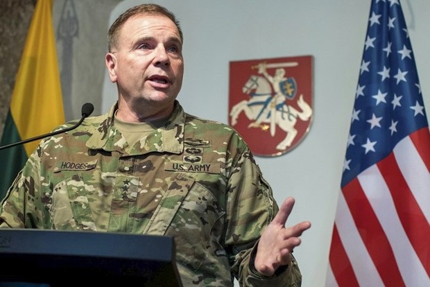 Экс-командующий армии США в Европе призывает Украину игнорировать требования не атаковать российские НПЗ