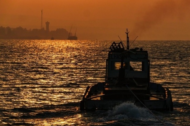 В Керченском проливе затонул российский буксир з дизтопливом