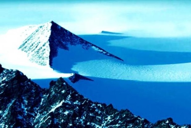 В льдах Аляски нашли древние пирамиды‍