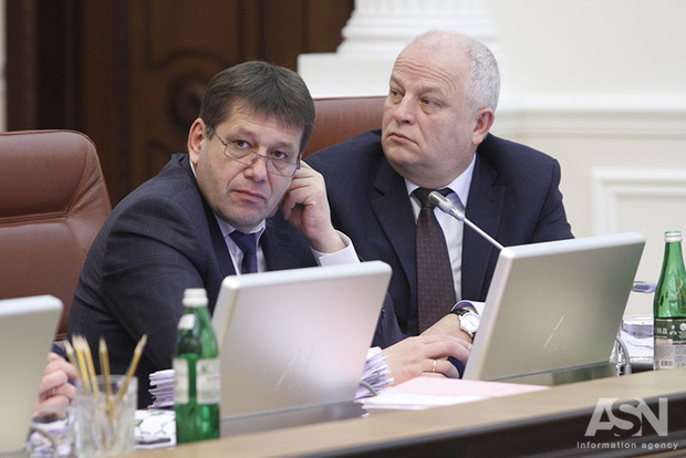 Віце-прем'єр Кістіон пояснив, що робив з колишнім міністром Януковича у Монако