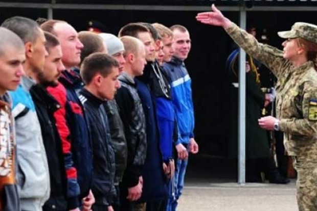 Українців чекають нові штрафи за ухилення від служби в армії
