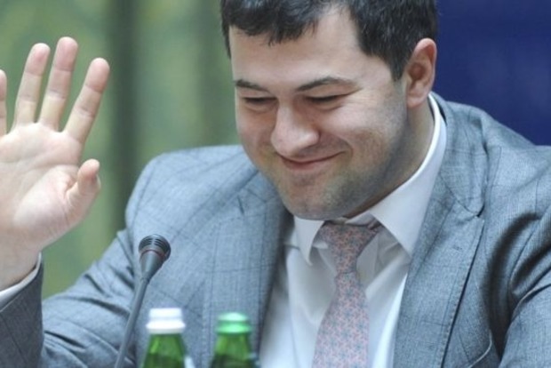 НАБУ и САП хотят взыскать с Насирова 100 млн гривен за то, что он не сдал паспорт