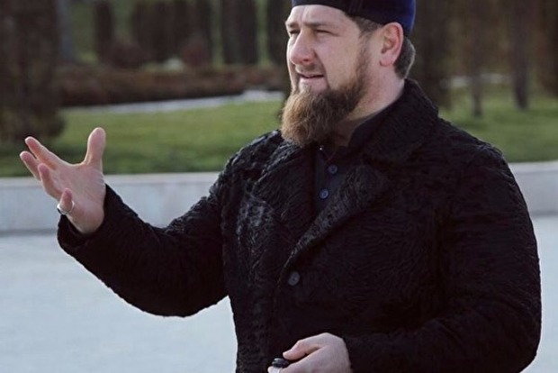 Кадыров запретил проводить выпускные балы в школах