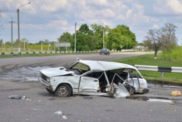 ﻿На Дніпропетровщині в ДТП загинули двоє людей і дитина