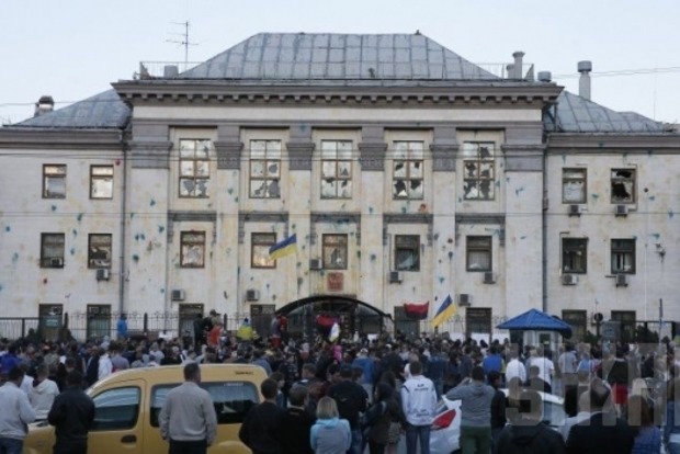 В Киевсовете решили разорвать договоры аренды земучастков с посольством РФ в Украине