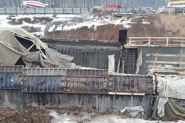 З'явилися відео з місця обвалення тунелю на Калузькому шосе в РФ