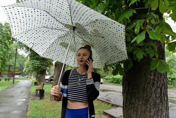 В Україну 2 червня тепло, але дощитиме