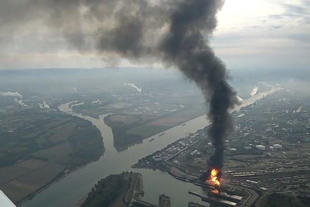 На предприятии химического концерна BASF в Германии произошел взрыв, есть пострадавшие