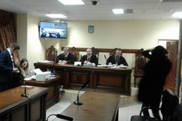 В Апелляционный суд из другого суда полтора месяца идет дело главы ЦВК Охендовского 