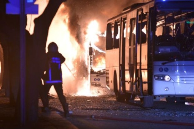 Число погибших при взрыве в Анкаре растет